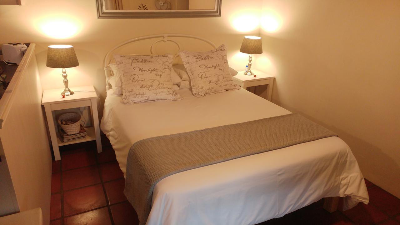 Sonklip Hotel Stellenbosch Bagian luar foto
